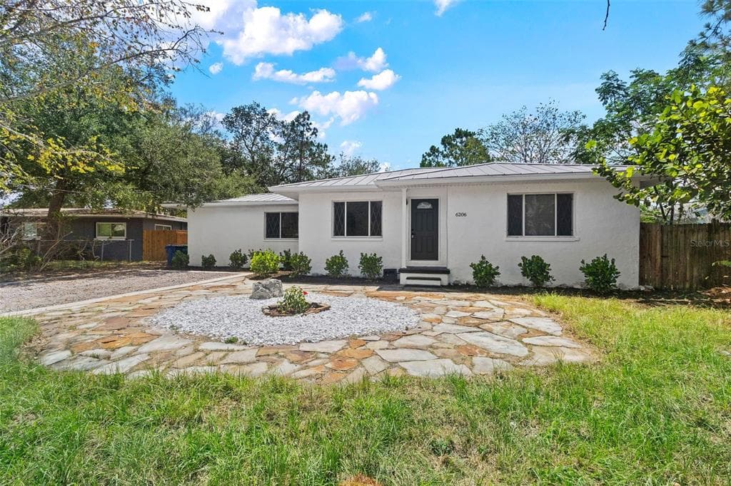 6206 S FOSTER AVENUE, TAMPA, FL 33611