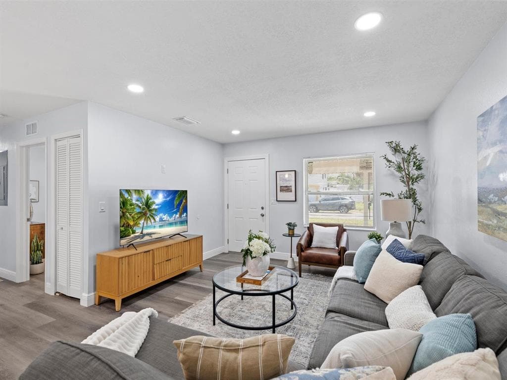 4928 SHETLAND AVENUE, TAMPA, FL 33615 — zdjęcie 5
