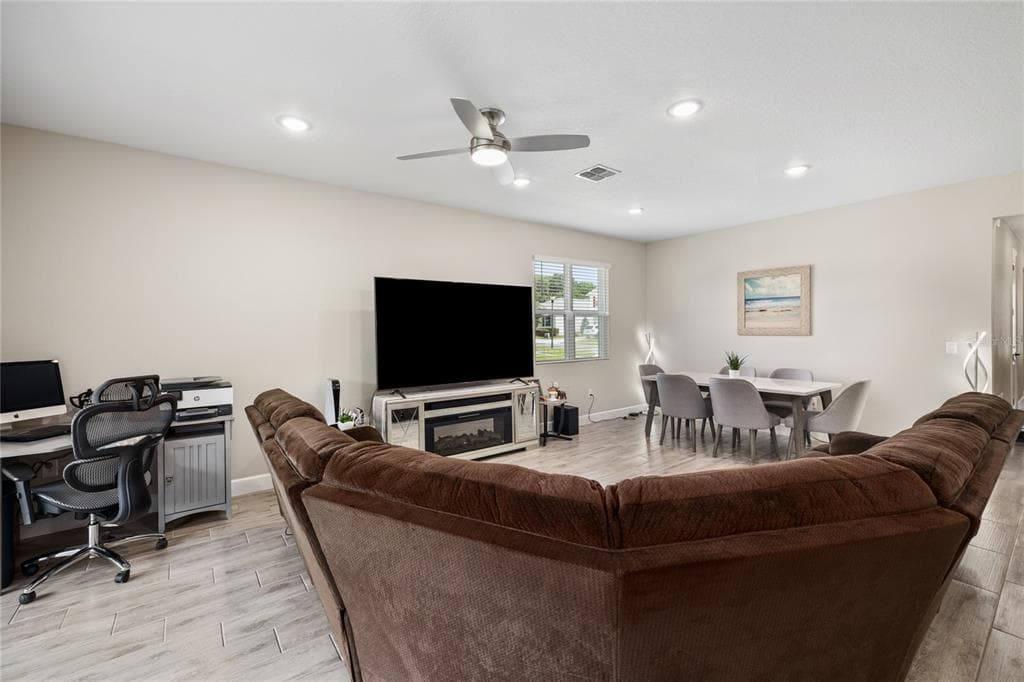 1060 RIVER OTTER WAY, DELAND, FL 32720 — zdjęcie 5
