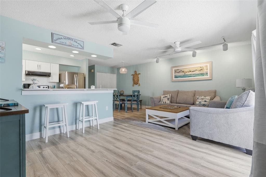 207 71ST STREET # E, HOLMES BEACH, FL 34217 — zdjęcie 4