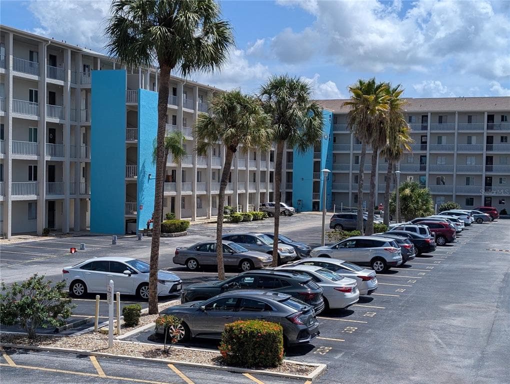 3564 LAKE BAYSHORE DRIVE # K-203, BRADENTON, FL 34205