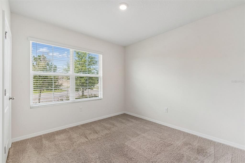 35525 STELLA VAST DRIVE, ZEPHYRHILLS, FL 33541 — zdjęcie 5