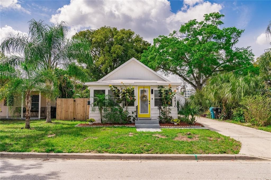 2410 CENTER AVENUE, ORLANDO, FL 32806