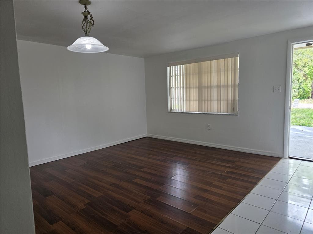 1212 E CHILKOOT AVENUE, TAMPA, FL 33612 — zdjęcie 2