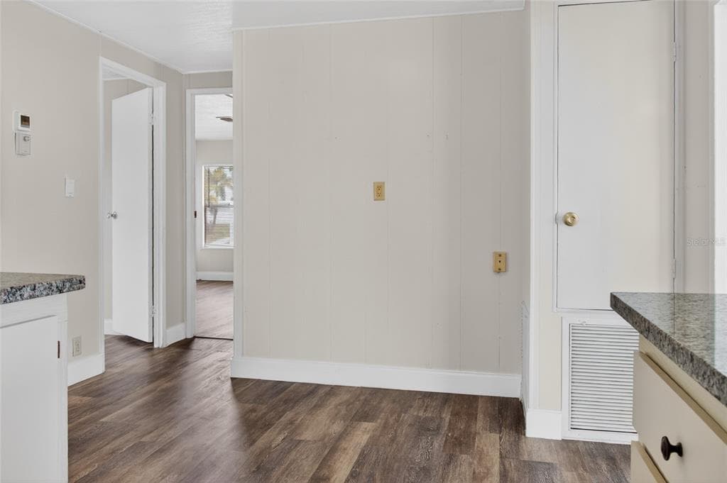 498 LONGWOOD DRIVE, VENICE, FL 34285 — zdjęcie 5