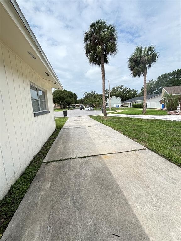 8302 N FLINTROCK COURT, TAMPA, FL 33615 — zdjęcie 2