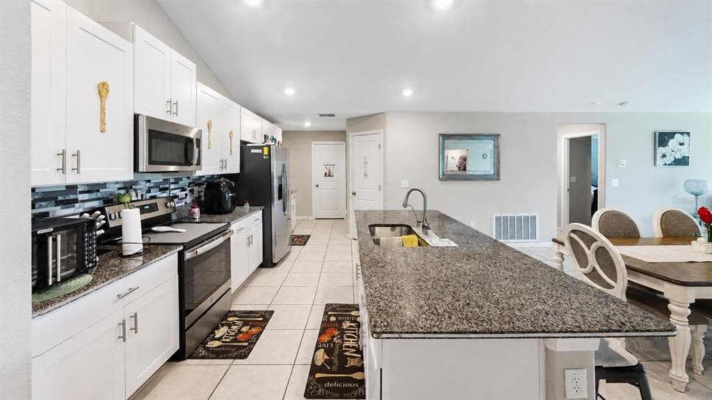 3537 N MARYLAND AVENUE, PLANT CITY, FL 33565 — zdjęcie 4