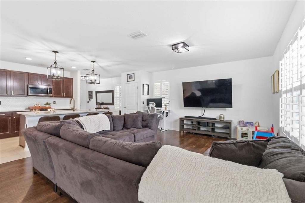 10230 GEESE TRAIL CIRCLE, SUN CITY CENTER, FL 33573 — zdjęcie 5