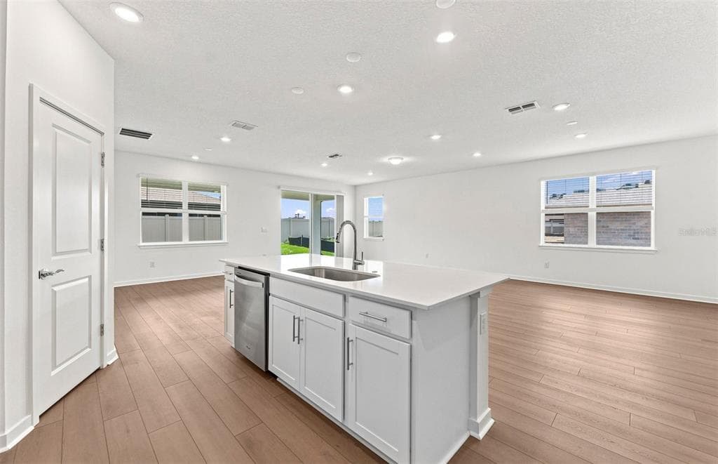 33335 HERDS HALLOW WAY, WESLEY CHAPEL, FL 33545 — zdjęcie 4