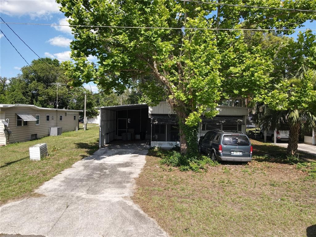 28814 HUBBARD STREET, LEESBURG, FL 34748