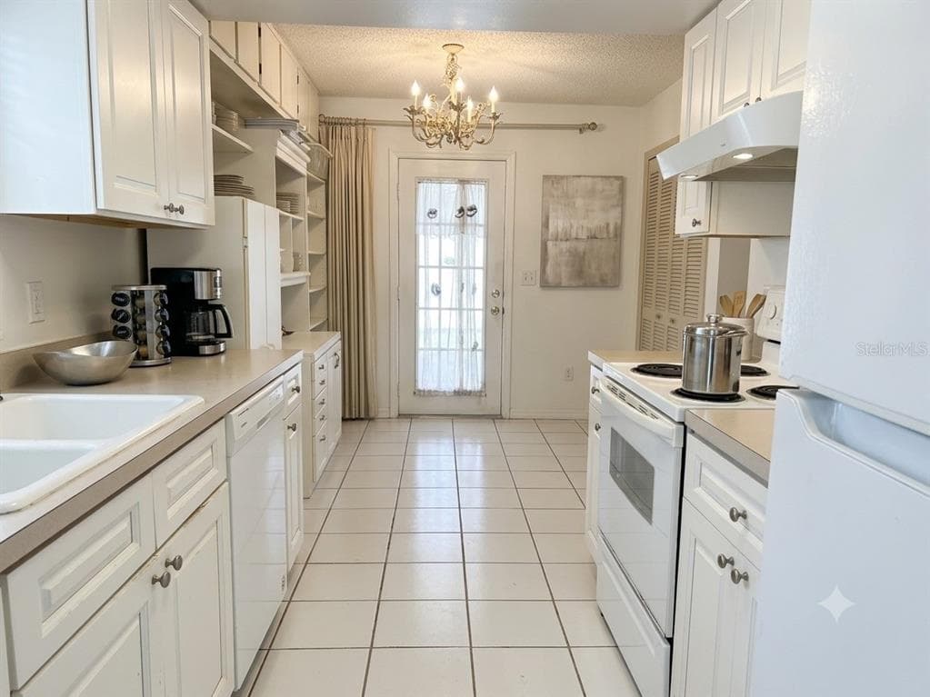 1561 AVALON BOULEVARD, CASSELBERRY, FL 32707 — zdjęcie 3