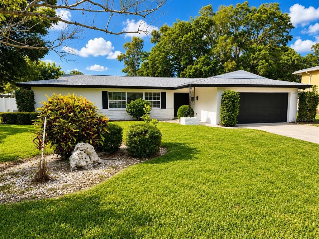810 ALLAMANDA DRIVE, LARGO, FL 33770 — zdjęcie 2
