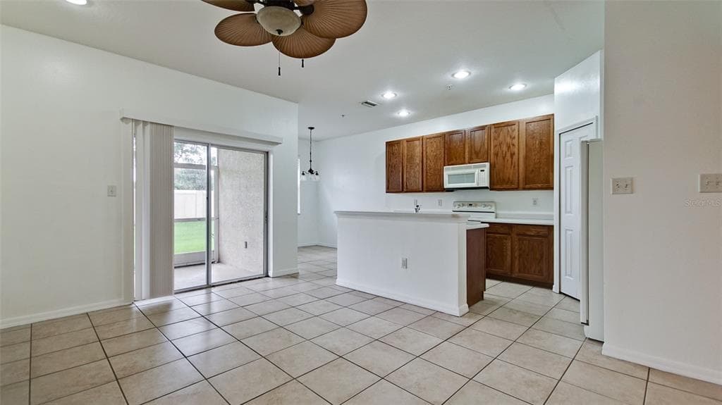 3497 PARKRIDGE CIRCLE # 16-102, SARASOTA, FL 34243 — zdjęcie 5