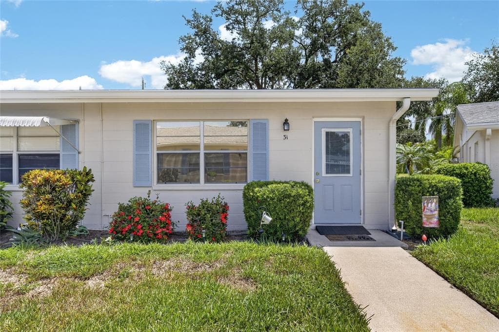 402 DORCHESTER PLACE # 31, SUN CITY CENTER, FL 33573 — zdjęcie 2