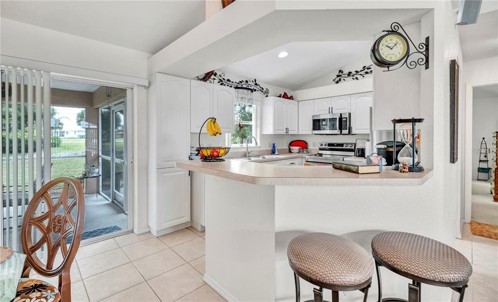 7360 N FICUS TREE, PUNTA GORDA, FL 33955 — zdjęcie 4