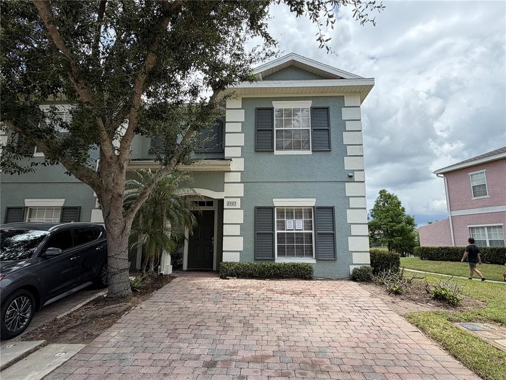 2425 CARAVELLE CIRCLE, KISSIMMEE, FL 34746