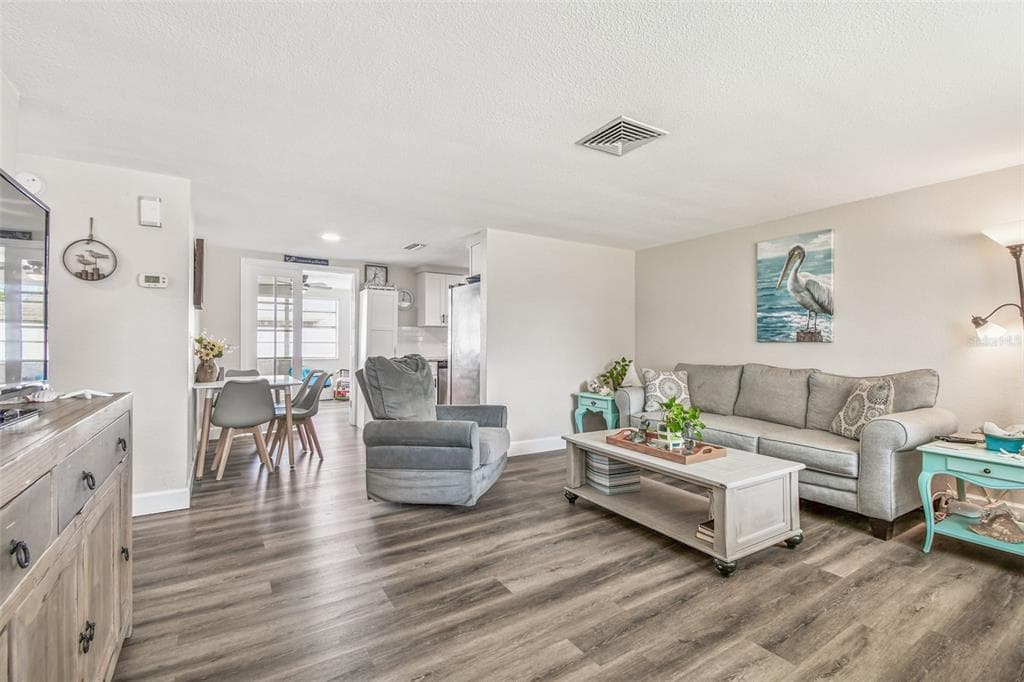 6743 KNIGHTSBRIDGE DRIVE, NEW PORT RICHEY, FL 34653 — zdjęcie 5