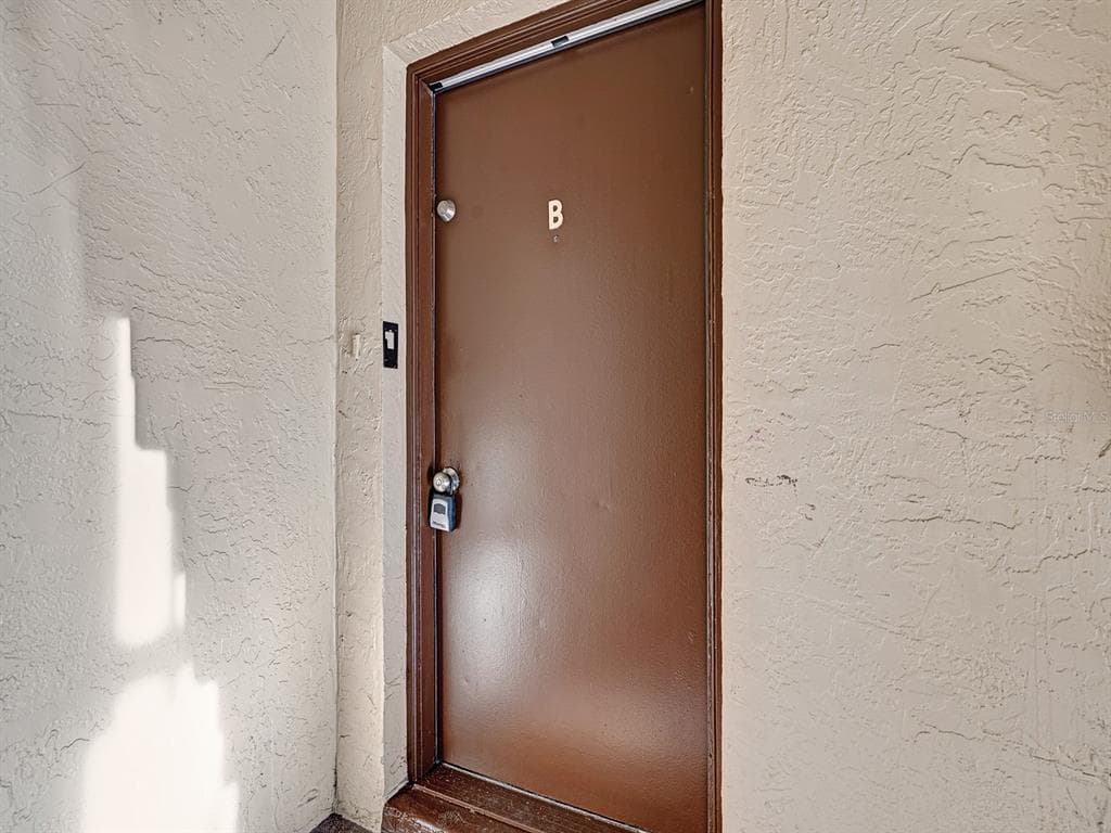 625 N KEENE ROAD # B, CLEARWATER, FL 33755 — zdjęcie 2