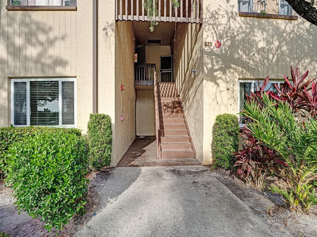 625 N KEENE ROAD # B, CLEARWATER, FL 33755