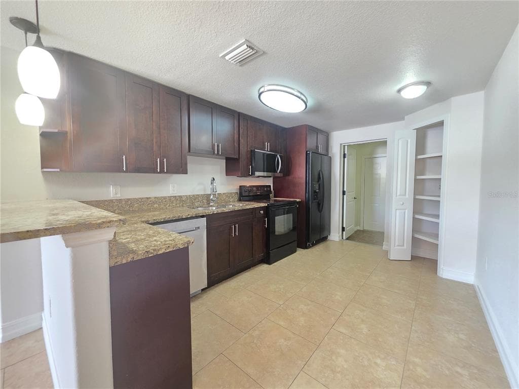15532 CHAMBERLAIN BOULEVARD # A, PORT CHARLOTTE, FL 33953 — zdjęcie 4
