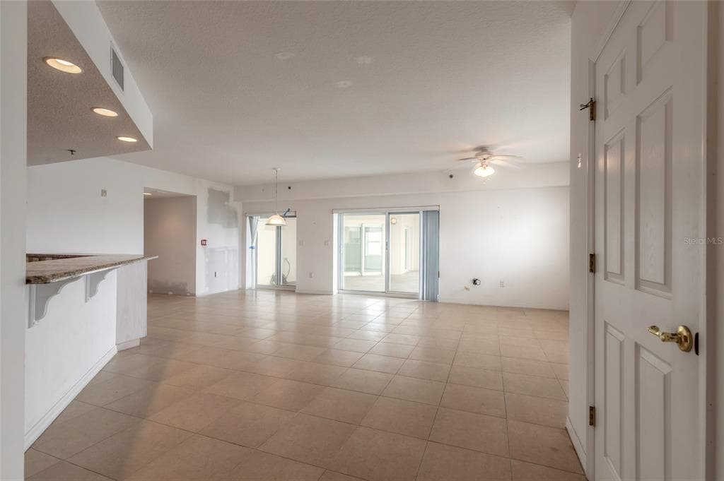 5300 S ATLANTIC AVENUE # 3-605, NEW SMYRNA BEACH, FL 32169 — zdjęcie 4