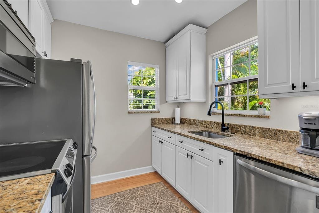 564 70TH AVENUE, ST PETE BEACH, FL 33706 — zdjęcie 3