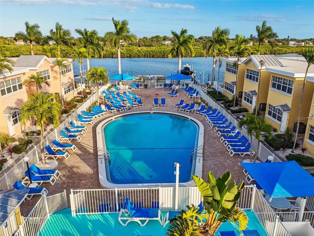 19417 GULF BOULEVARD # F107, INDIAN ROCKS BEACH, FL 33785 — zdjęcie 2