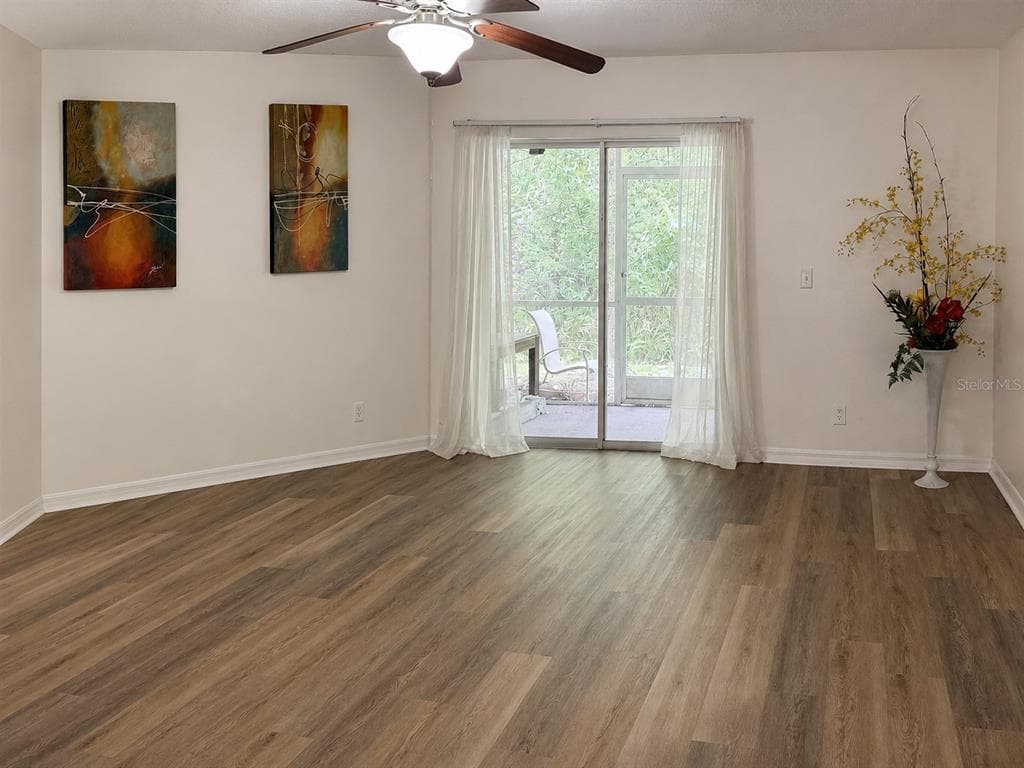 9410 CHARLESBERG DRIVE, TAMPA, FL 33635 — zdjęcie 5