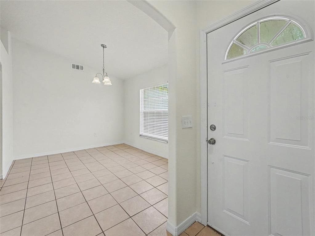 521 EAGLE COURT, KISSIMMEE, FL 34759 — zdjęcie 4