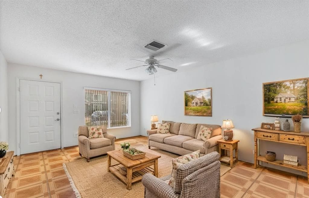 1907 FLUORSHIRE DRIVE, BRANDON, FL 33511 — zdjęcie 2