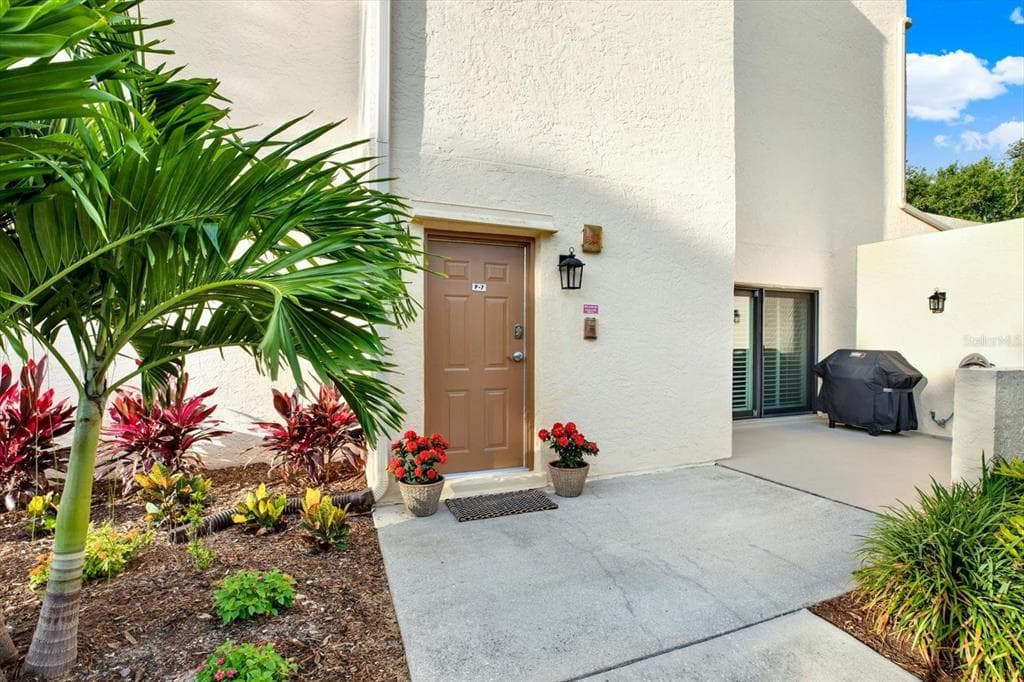 7530 SUNSHINE SKYWAY LANE S # P7, ST PETERSBURG, FL 33711 — zdjęcie 2
