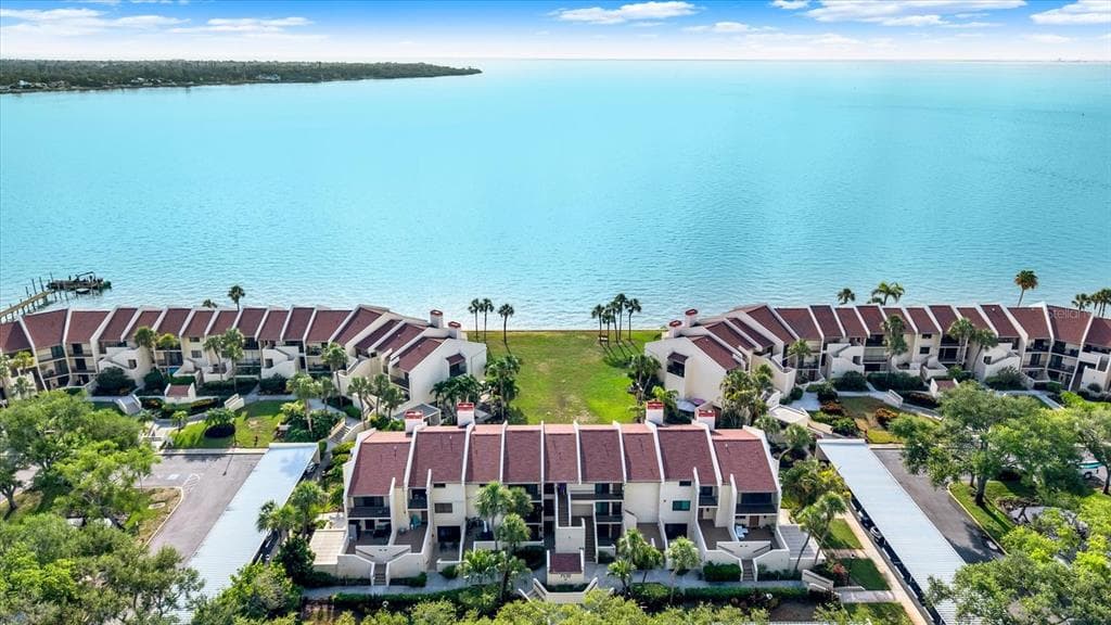 7530 SUNSHINE SKYWAY LANE S # P7, ST PETERSBURG, FL 33711