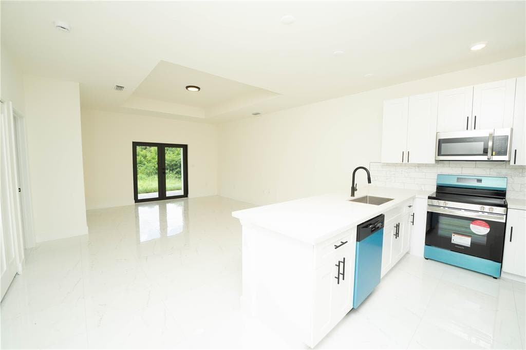 4706 27TH STREET SW, LEHIGH ACRES, FL 33973 — zdjęcie 2