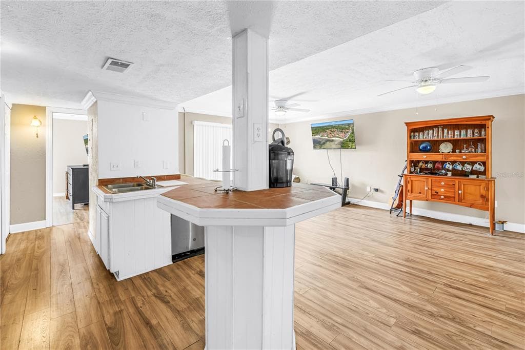 3580 41ST LANE S # I, ST PETERSBURG, FL 33711 — zdjęcie 4