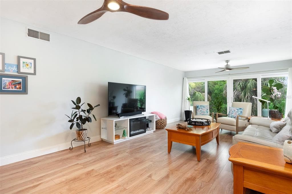 10152 REGAL DRIVE, LARGO, FL 33774 — zdjęcie 5