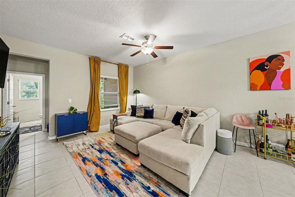 4524 TUSCAN LOON DRIVE, TAMPA, FL 33619 — zdjęcie 2