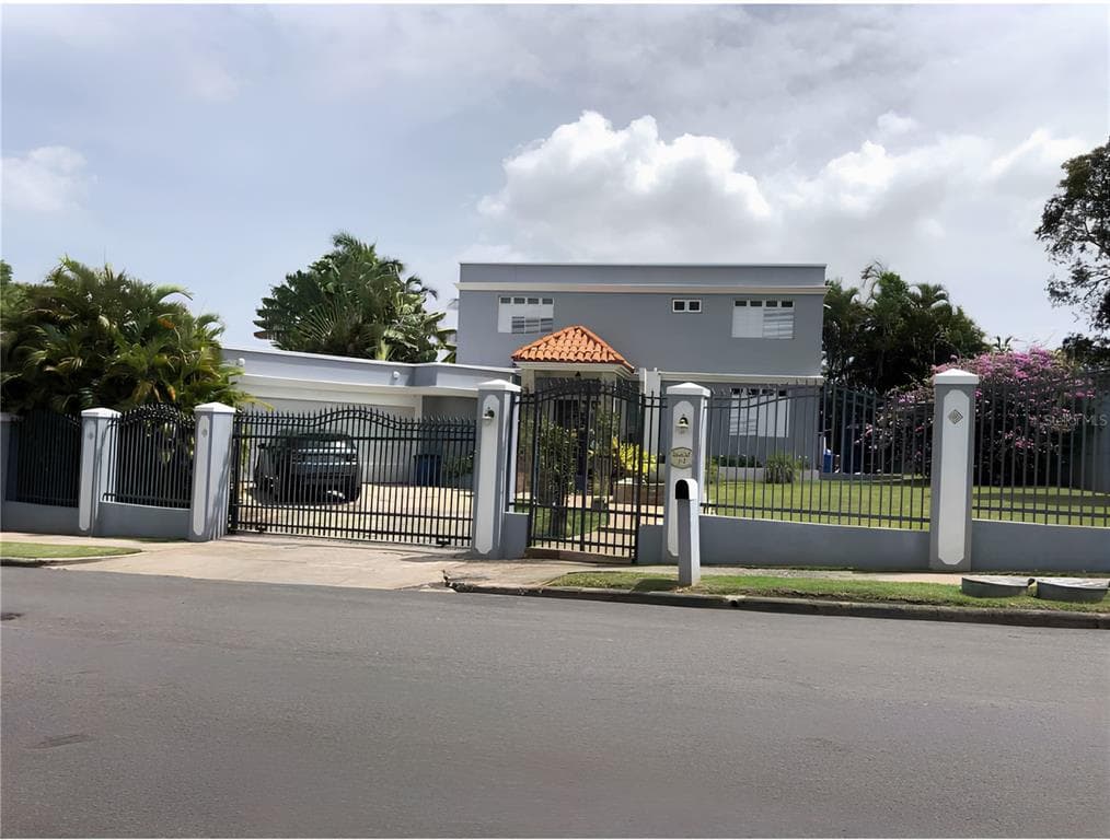J2 CHURCH STREET, GUAYNABO, PR 00966