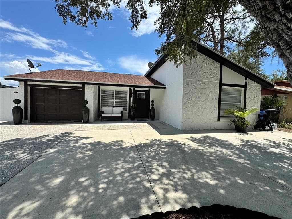 10114 BRIARWICK COURT, TAMPA, FL 33615 — zdjęcie 2