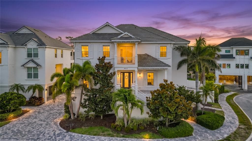 6925 BOCHI CIRCLE, SARASOTA, FL 34242