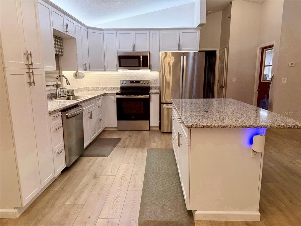 7242 ASHMORE DRIVE, NEW PORT RICHEY, FL 34653 — zdjęcie 4