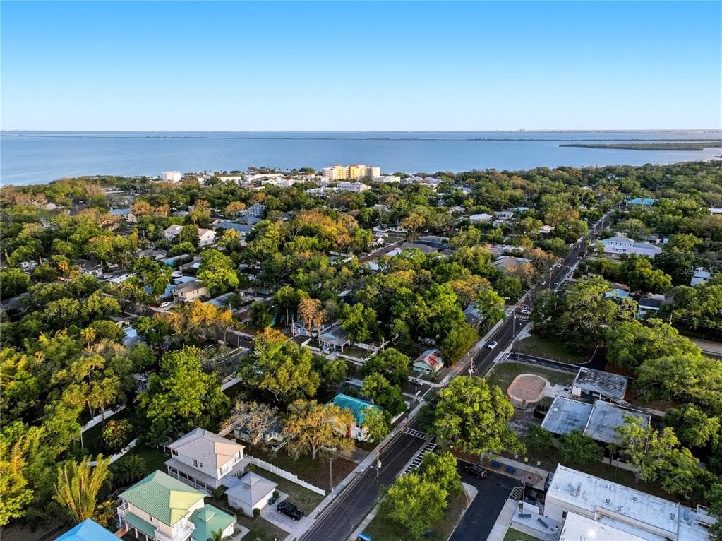 526 5TH AVENUE N, SAFETY HARBOR, FL 34695 — zdjęcie 2
