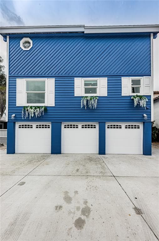 8432 W GULF BOULEVARD # Jellyfish, TREASURE ISLAND, FL 33706