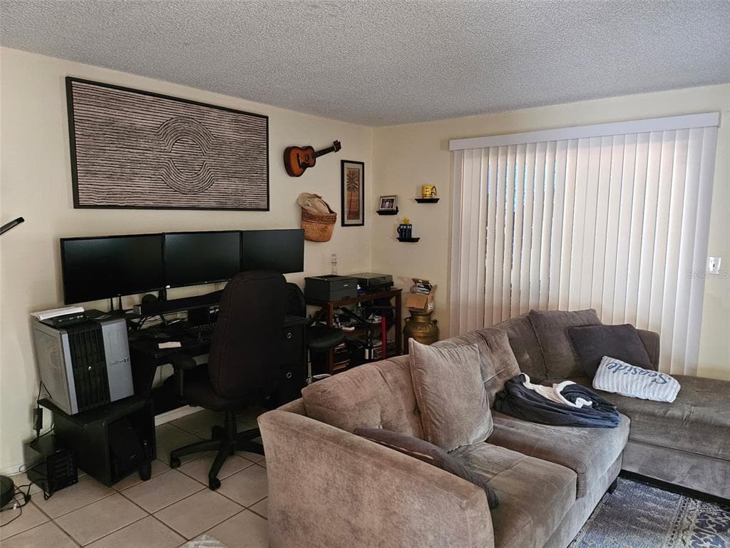 2613 PINE LAKE TER # B, SARASOTA, FL 34237 — zdjęcie 5