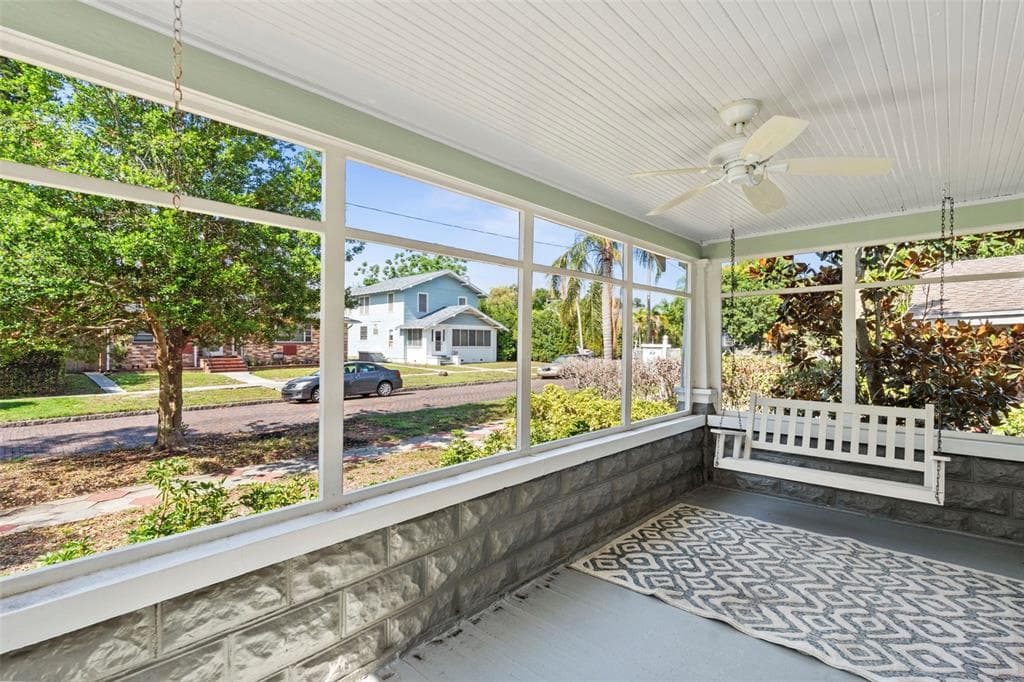 205 12TH AVENUE N, ST PETERSBURG, FL 33701 — zdjęcie 4