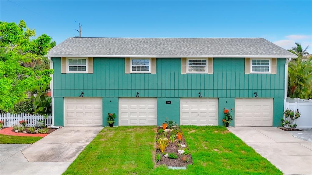 202 PEACOCK LANE # B, HOLMES BEACH, FL 34217