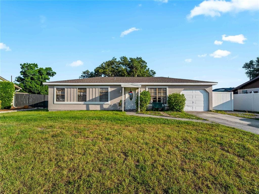 1018 RED BAY TERRACE NW, PORT CHARLOTTE, FL 33948