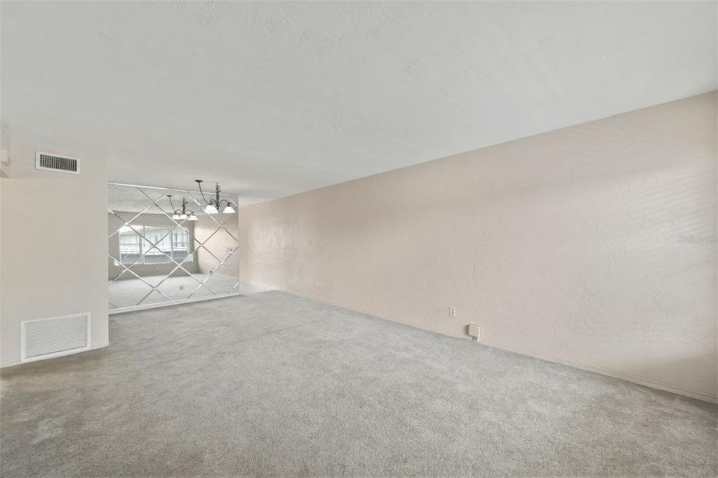 2462 BRAZILIA DRIVE # 70, CLEARWATER, FL 33763 — zdjęcie 4