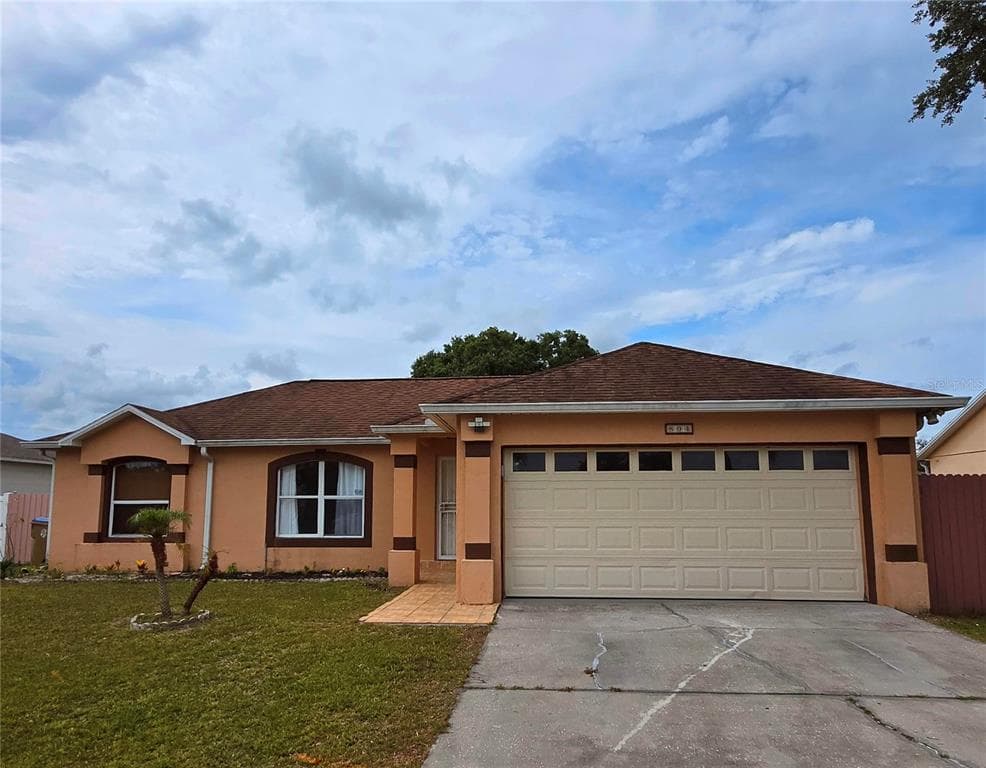804 CARROUSEL LANE, KISSIMMEE, FL 34759