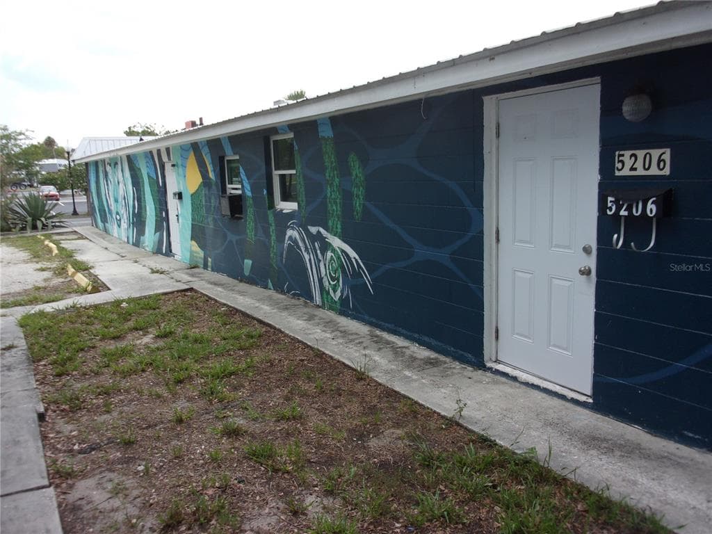 5206 7TH STREET, ZEPHYRHILLS, FL 33542 — zdjęcie 2