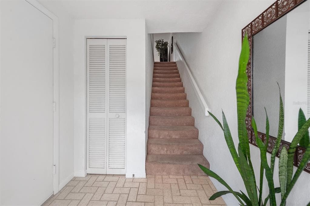 745 PINELLAS BAYWAY S # 206, ST PETERSBURG, FL 33705 — zdjęcie 2